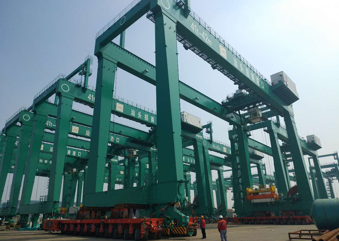 汕头招商港轨道吊滚装移运项目