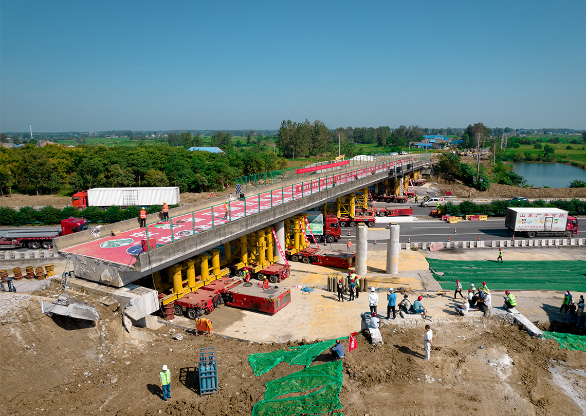 安徽合六叶高速跨线混凝土桥梁原位转体再利用项目