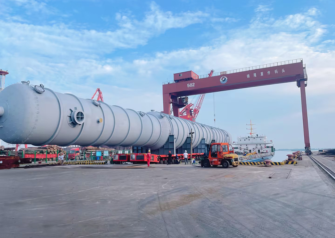 浙石化渔山岛塔器滚装移运项目