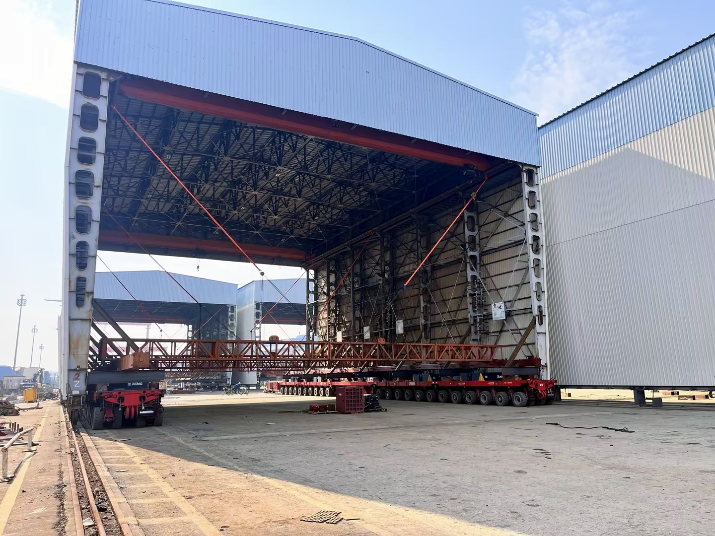 4件大跨径风雨棚整体移运搬迁项目