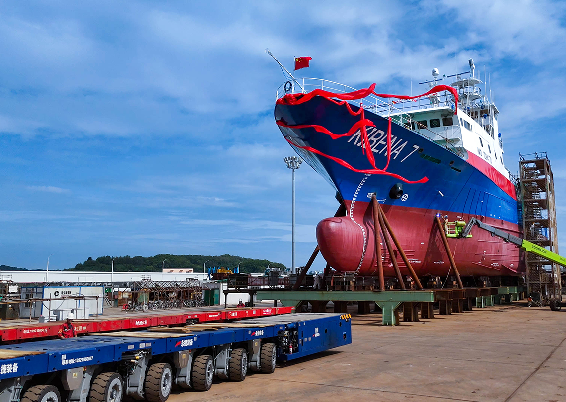 76米大型金枪鱼围网船移运项目